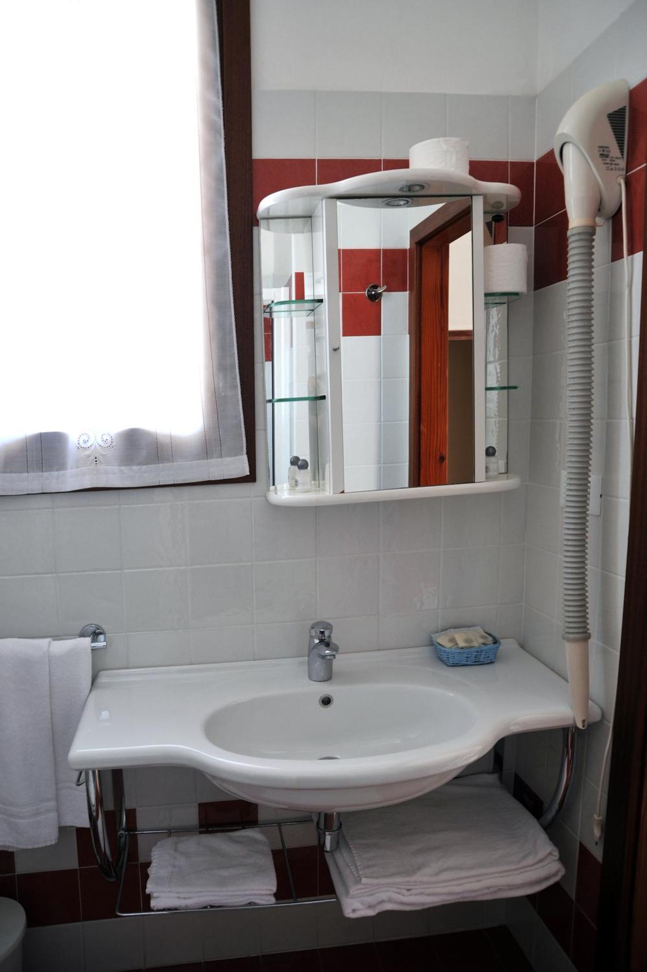 Hotel Reno Lido di Jesolo Eksteriør billede